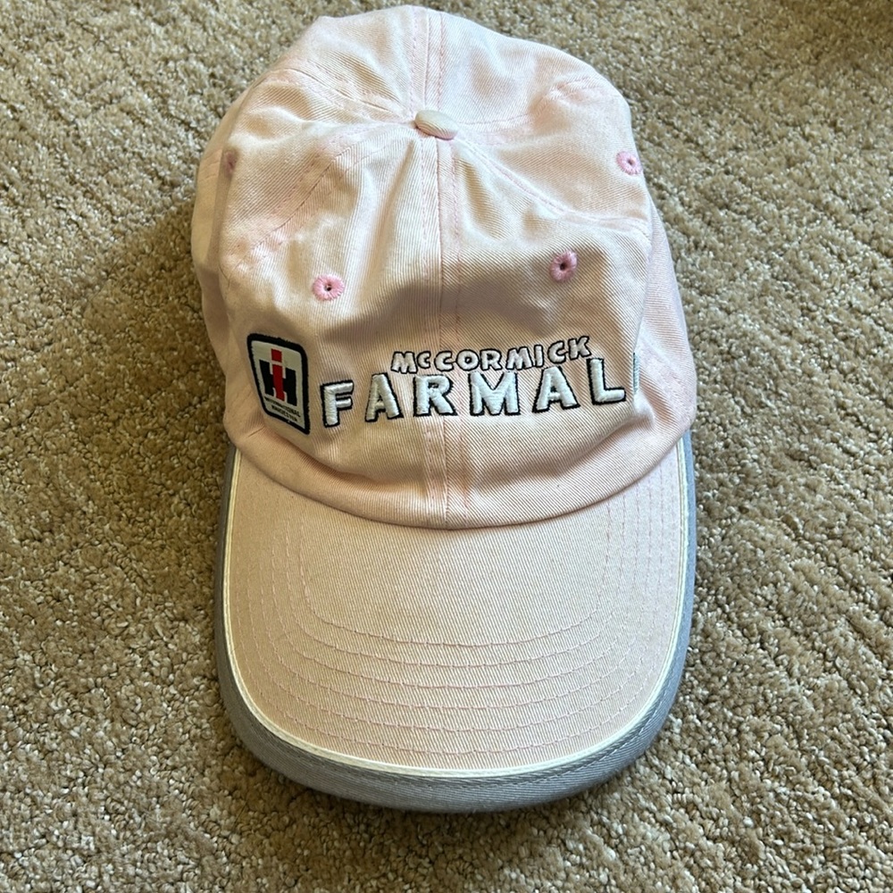 Farmall international harvester pink hat